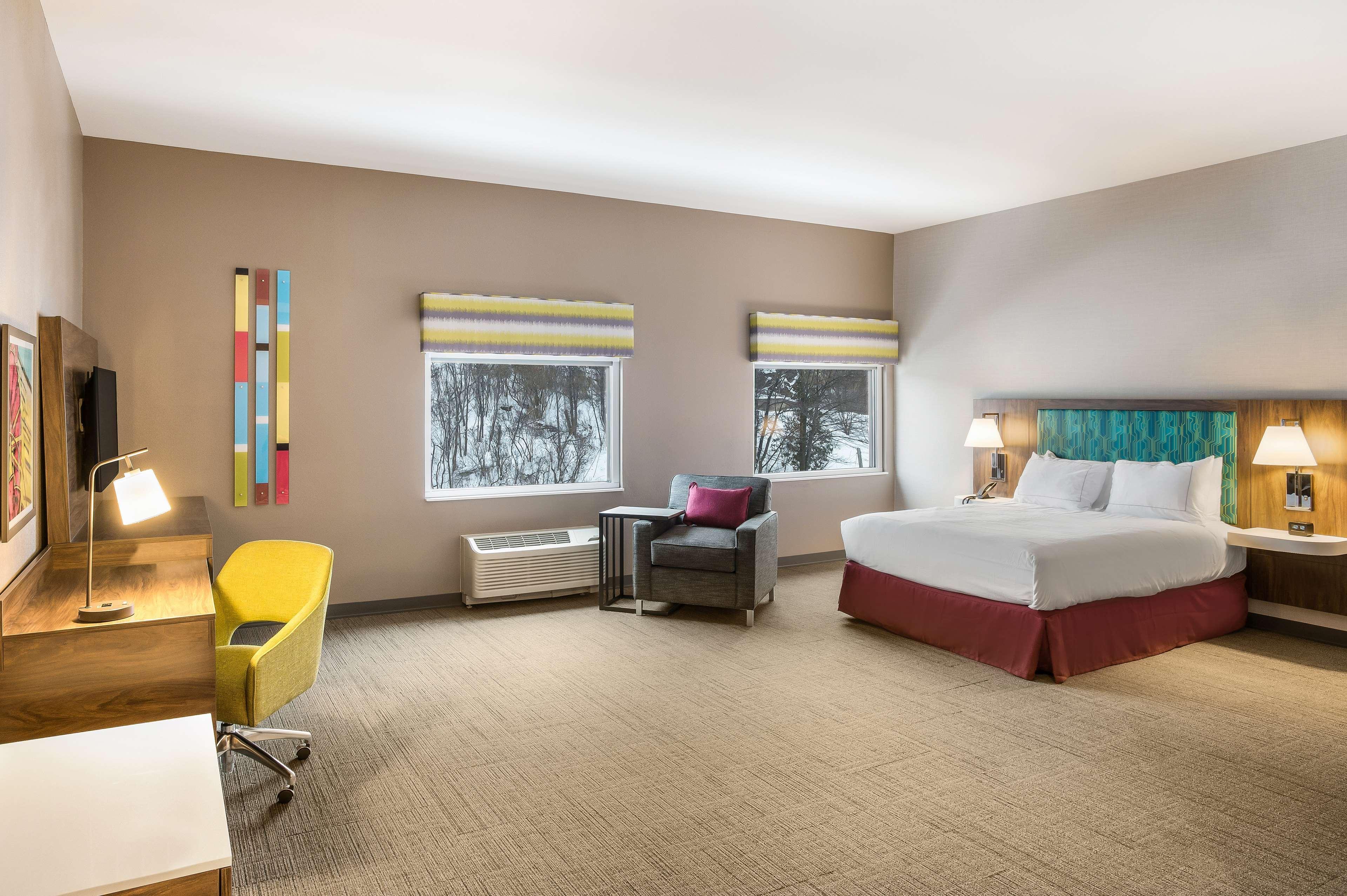 Hampton Inn & Suites Houghton Bagian luar foto