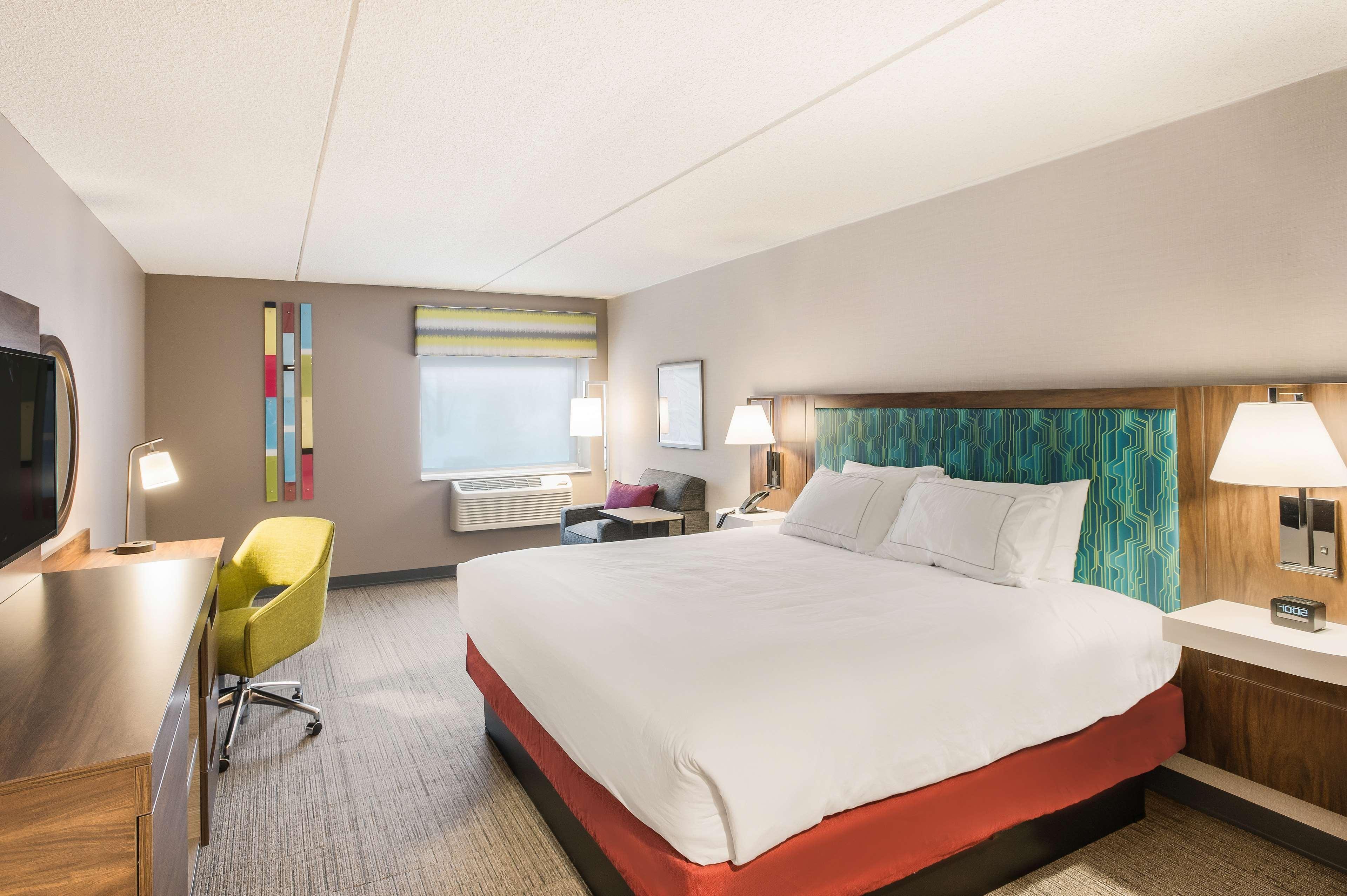 Hampton Inn & Suites Houghton Bagian luar foto
