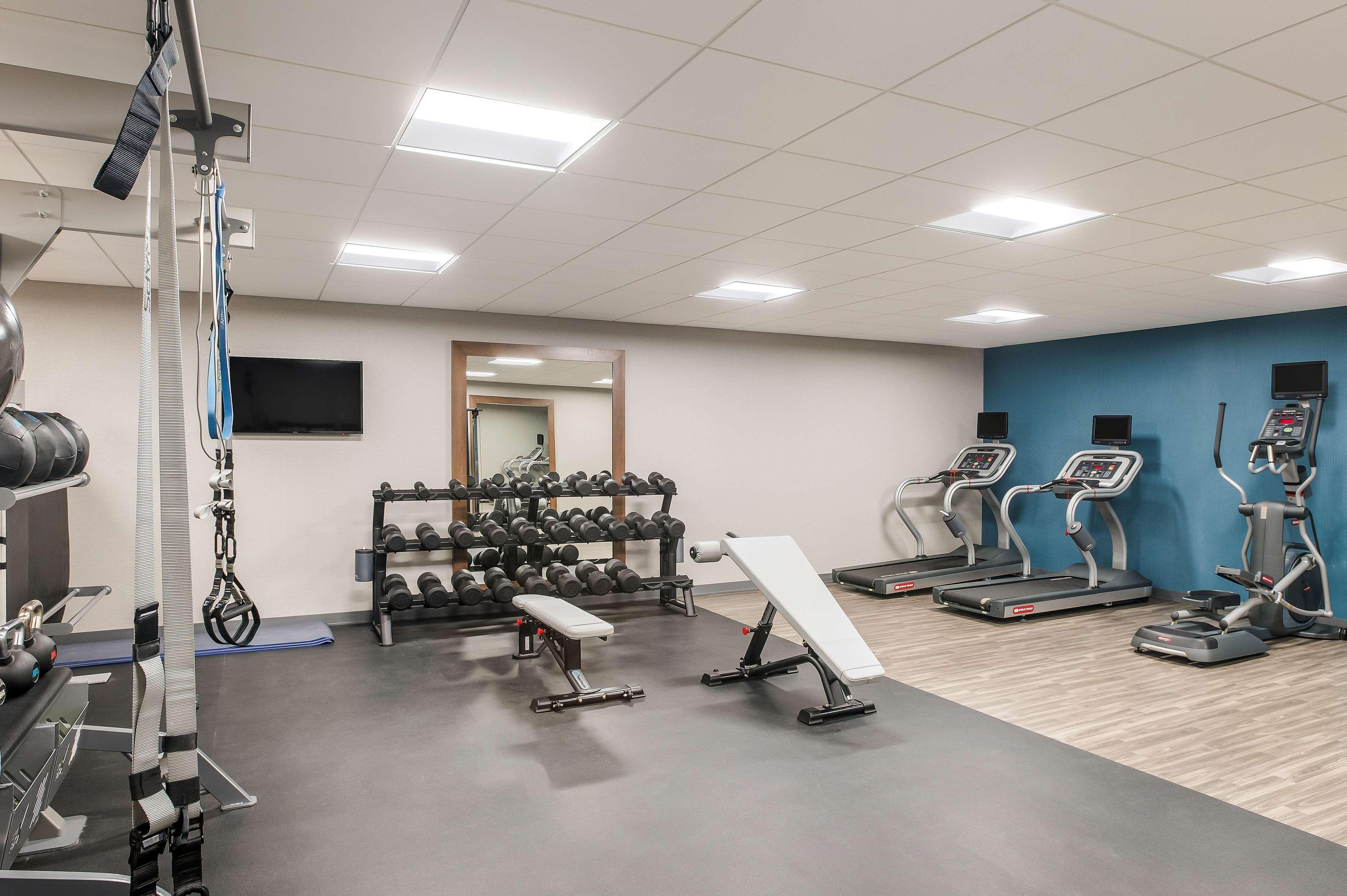 Hampton Inn & Suites Houghton Bagian luar foto