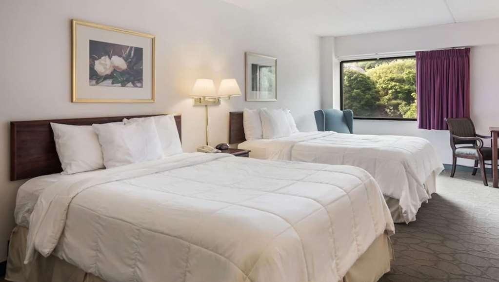 Hampton Inn & Suites Houghton Ruang foto