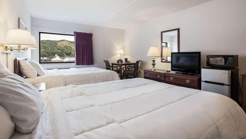 Hampton Inn & Suites Houghton Ruang foto